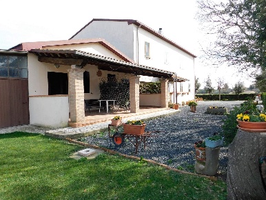 Foto Agriturismo a Grosseto La Principina di 588 m² con 17 locali
