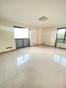Foto Ufficio a Prato Repubblica di 140 m² con 5 locali in vendita