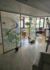 Foto Ufficio a Battipaglia Centro di 245 m² con 7 locali in vendita