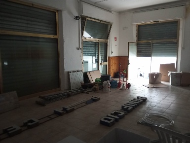 Foto Locale commerciale a La Spezia Favaro - La Lobbia di 165 m² in affitto