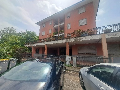 Foto Ufficio in Via Dora Riparia, Viterbo Santa Lucia - Paradiso di 82 m²