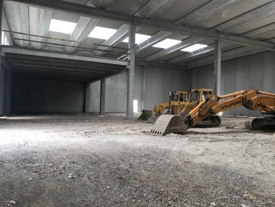 Foto Magazzino a Bressana Bottarone Bressana di 15000 m² in affitto