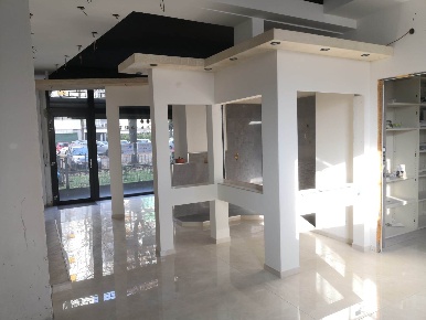 Foto Negozio a Modena Sacca - Stazione di 73 m² con 4 locali in vendita