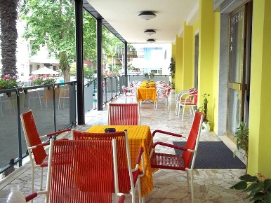 Foto Hotel a Rimini di 900 m² in vendita