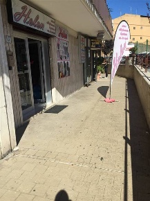 Foto Negozio in VIALE EUROPA, San Nicola la Strada di 50 m² con 2 locali