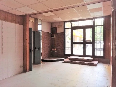 Foto Negozio a Monterotondo Centro di 90 m² con 1 locali in vendita
