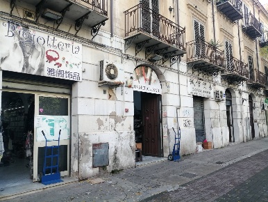 Foto Negozio in via lincoln  707272A-76, Palermo Sant'Erasmo di 477 m²