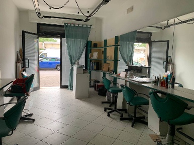 Foto Attività commerciale in Via Maccari, Firenze Argingrosso di 32 m²