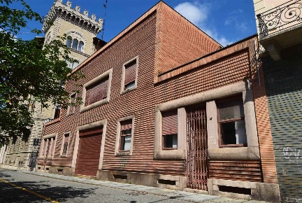 Foto Attività commerciale a Biella Centro Storico di 650 m² con 10 locali