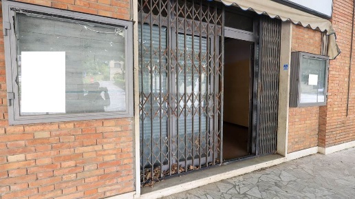 Foto Attività commerciale a Chianciano Terme Centro di 77 m² con 3 locali