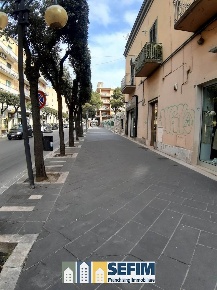 Foto Negozio in VIA ANNUNZIATELLA, Matera Centro di 120 m² con 2 locali