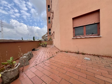 Foto Appartamento a Livorno Stagno di 120 m² con 4 locali in vendita