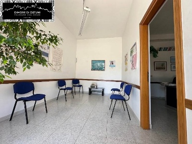 Foto Negozio a Ostuni Via Ludovico, Corso Umberto I, Vittorio Emanuele