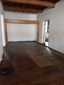 Foto Negozio a Ostiglia Centro di 80 m² con 3 locali in affitto