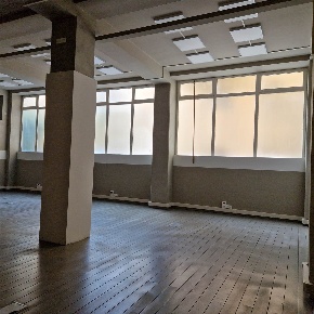 Foto Negozio a Firenze San Marco - SS Annunziata di 400 m² con 10 locali