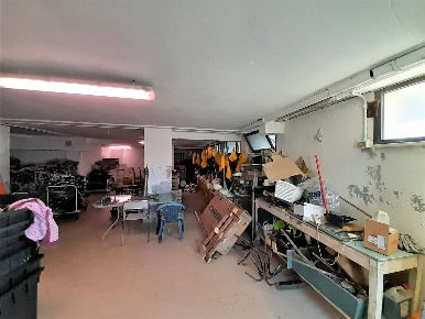 Foto Magazzino in Via Ortigara 50, Rimini San Giuliano a Mare di 115 m²