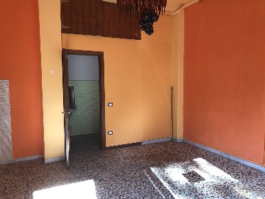 Foto Negozio a Pisa Landi di 25 m² con 1 locali in affitto