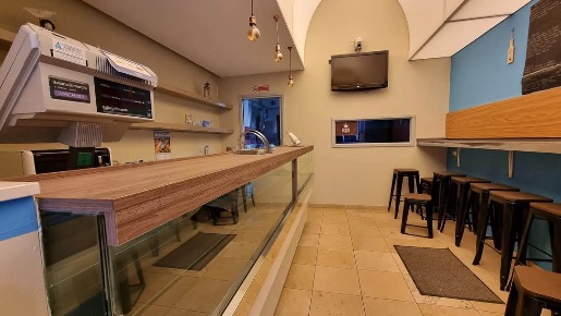 Foto Locale commerciale in corso vittorio veneto, Altamura di 110 m²