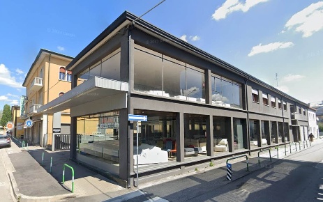 Foto Attività commerciale a Padova Mejaniga di 956 m² con 2 locali