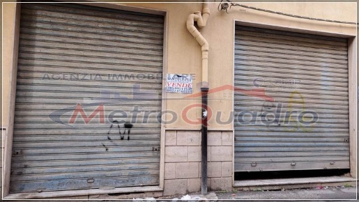 Foto Locale commerciale a Canicattì di 63 m² con 1 locali in vendita