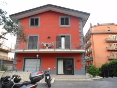 Foto Ufficio a Monteforte Irpino di 60 m² con 3 locali in affitto