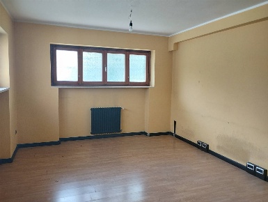 Foto Ufficio a Treviglio di 100 m² con 3 locali in affitto