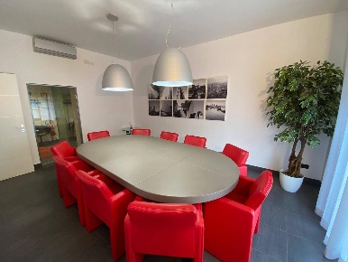 Foto Ufficio a Grosseto Centro Storico di 161 m² con 6 locali in vendita