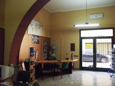 Foto Ufficio in Via Sarzana, Marsala Centro Storico di 45 m² con 1 locali