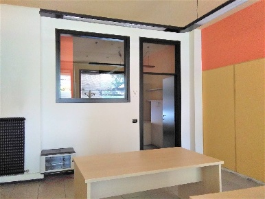 Foto Ufficio a Sondrio Centro di 65 m² con 2 locali in affitto