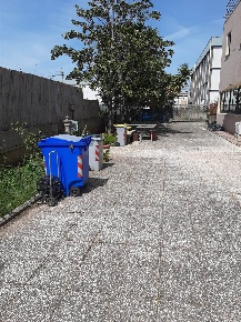 Foto Locale commerciale a Latina Borgo San Michele di 400 m² in vendita
