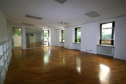 Foto Ufficio a Milano Palestro di 148 m² con 5 locali in affitto