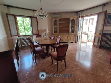 Foto Case semi ndipendenti a Padova Sant'Osvaldo - San Paolo di 175 m²