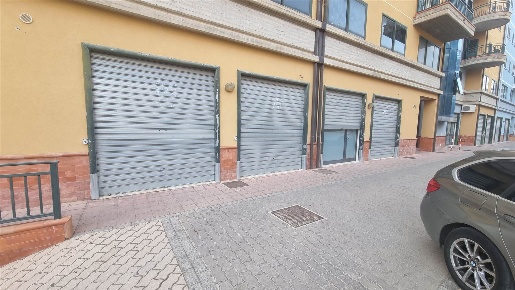 Foto Locale commerciale in viale della rinascita, San Cataldo Centro