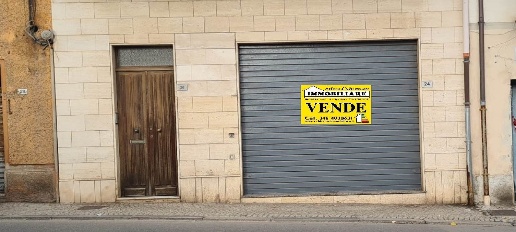 Foto Negozio a Iglesias Centro di 125 m² in vendita