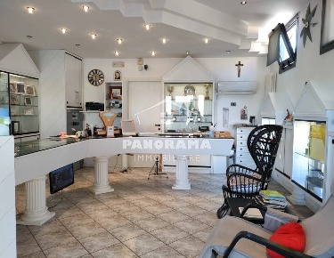 Foto Negozio a Coriano di 50 m² con 1 locali in vendita