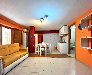 Foto Ufficio in Via Rudinì, Palermo Sant'Erasmo di 50 m² con 2 locali