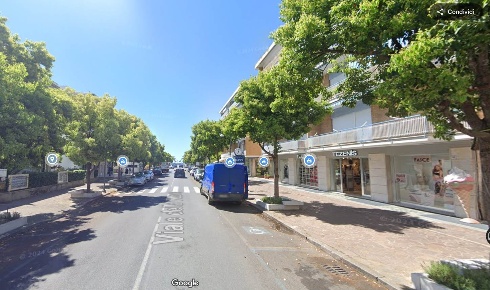 Foto Ufficio a Terracina Centro di 45 m² con 3 locali in affitto