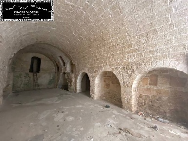 Foto Locale commerciale a Ostuni di 70 m² in vendita