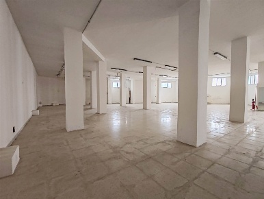 Foto Magazzino in Via Nomentana 273, Fonte Nuova Tor Lupara di 320 m²