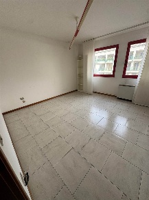 Foto Ufficio a Prato Zarini - Valentini di 55 m² con 2 locali in affitto