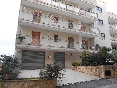 Foto Ufficio in Traversa di via Rimembranza 16, Noci Centro di 45 m²