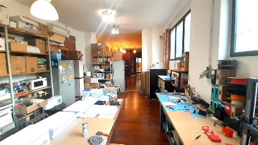 Foto Negozio a Firenze Porta al Prato - San Jacopino di 91 m² con 2 locali
