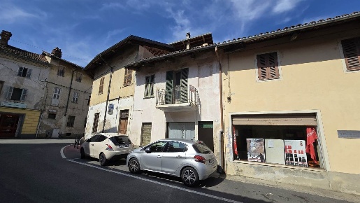 Foto Magazzino in Via Roma 64, Mongrando Ceresane Curanuova di 60 m²