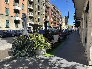 Foto Attività commerciale in Via Negroli 10, Milano Argonne - Corsica