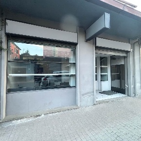 Foto Locale commerciale in via tarquinia 63, Tuscania di 75 m² in vendita