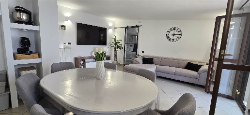 Foto Attico a Marcianise di 90 m² con 4 locali in vendita
