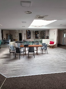 Foto Ufficio a Empoli Carraia - Torricelli di 830 m² con 10 locali