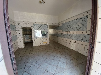Foto Negozio a Augusta Centro di 50 m² con 2 locali in vendita