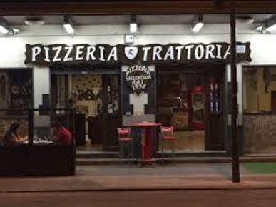 Foto Attività commerciale in Via Salvador Allende 116, Salerno di 270 m²