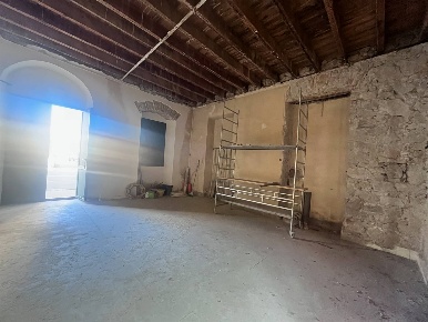 Foto Negozio a Vallecrosia Centro di 40 m² con 1 locali in vendita